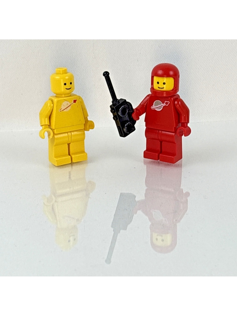 Lego Classic Space Man Red Yellow Spaceman Vintage 80s
